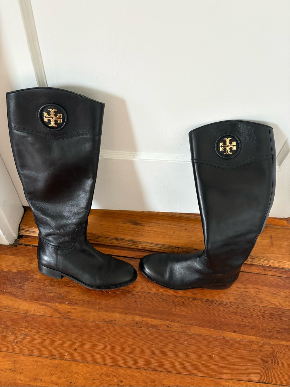 Tory Burch Black Leather Boots - Picture 5 of 9